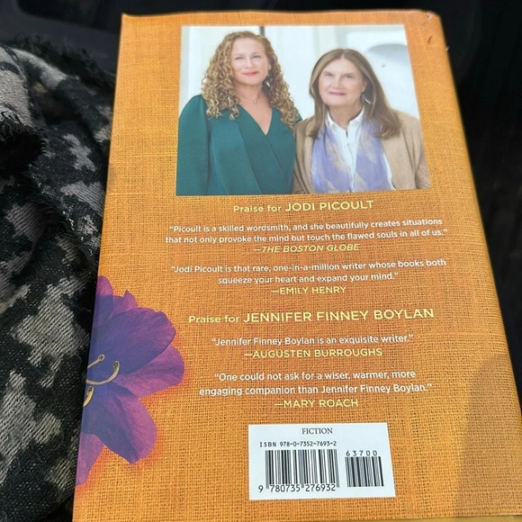 Mad Money Master Jodi Picoult New York bestseller Book - Picture 6 of 9